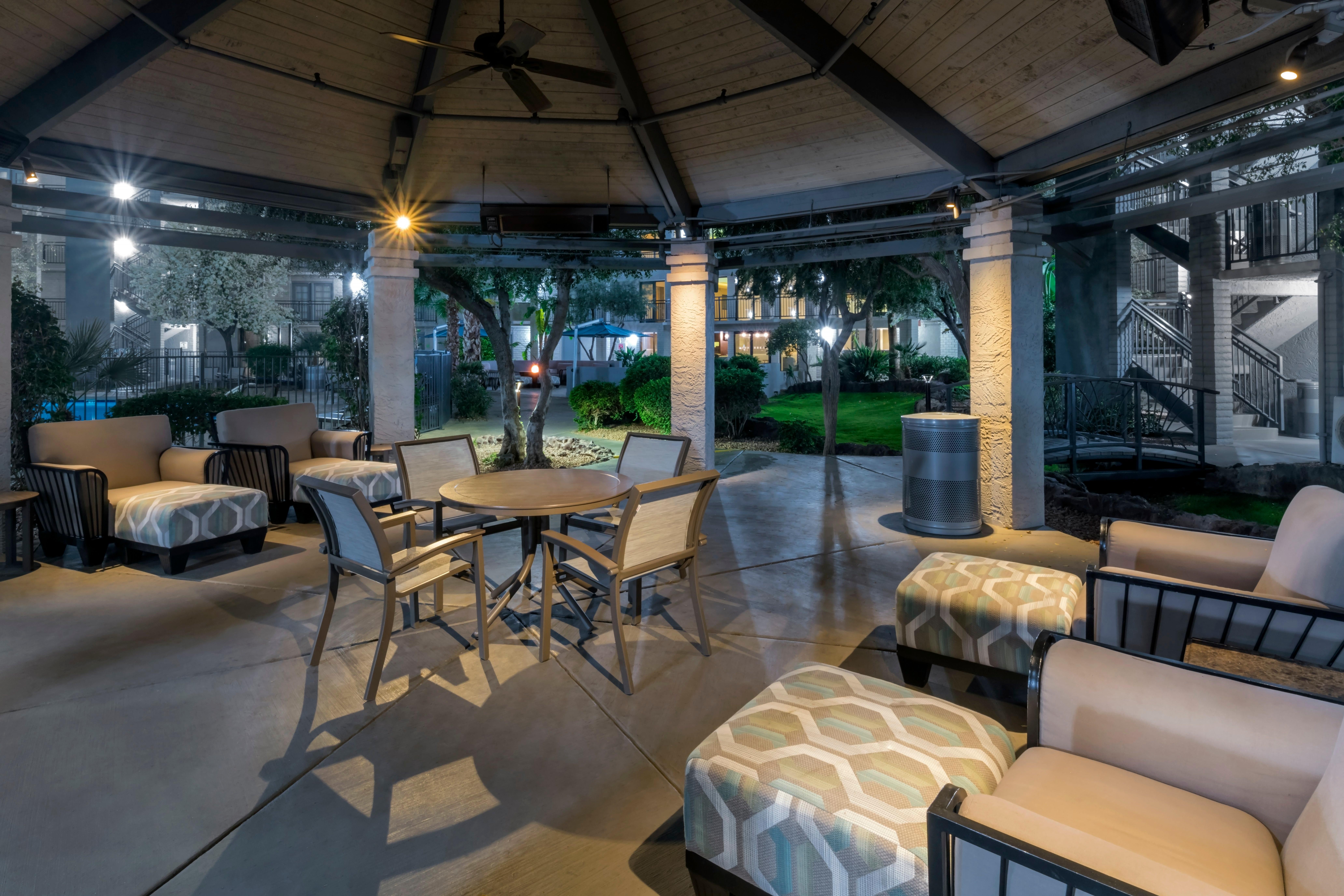 Holiday Inn And Suites Phoenix Airport North By Ihg Luaran gambar