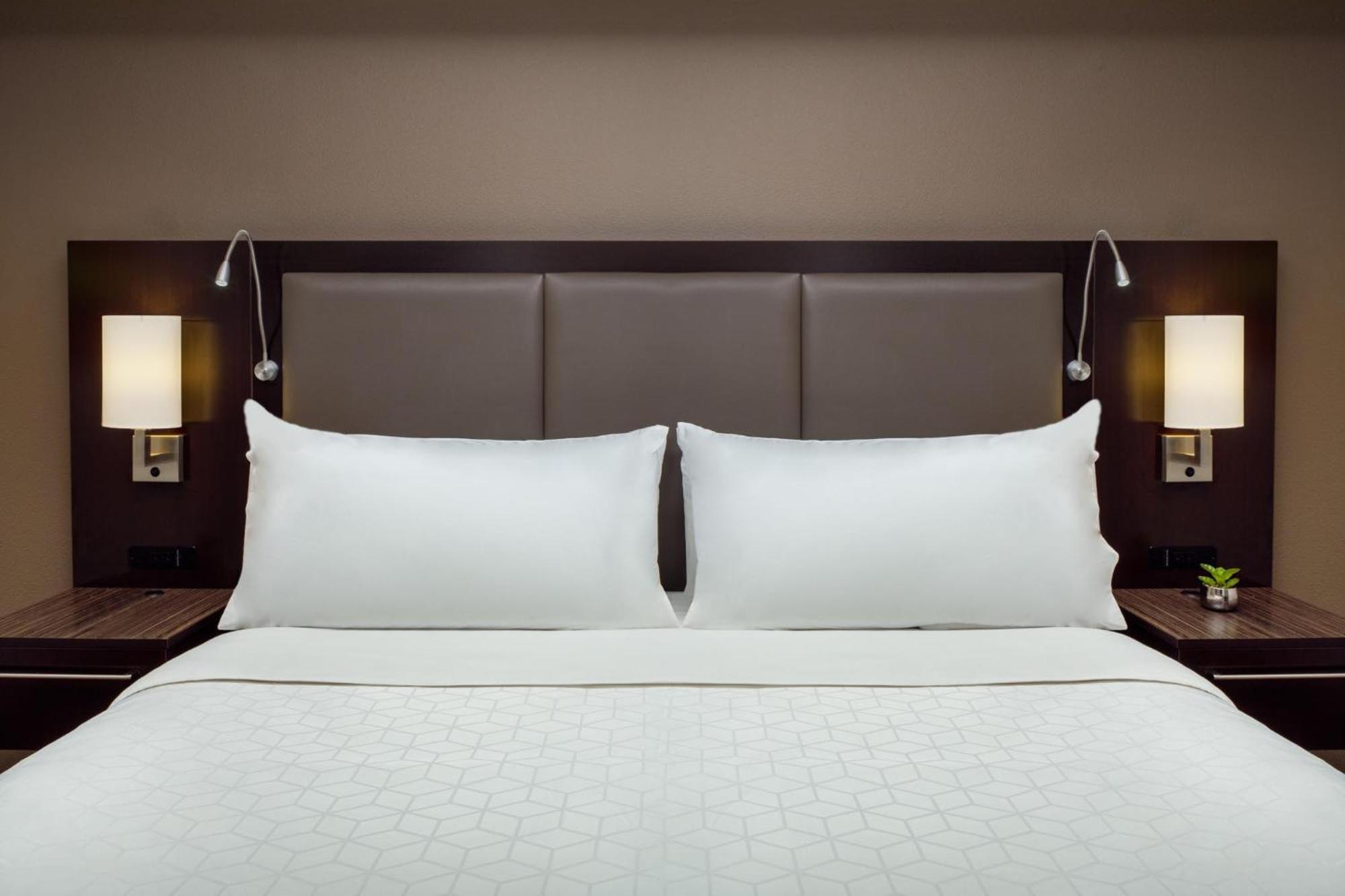 Holiday Inn And Suites Phoenix Airport North By Ihg Luaran gambar